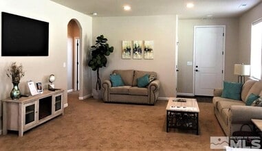 4526 Madison Rd in Fernley, NV - Building Photo - Building Photo