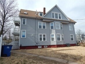 616 Whalley Ave, Unit 2nd Floor in New Haven, CT - Foto de edificio - Building Photo