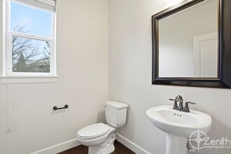 15205 NE 102nd Way in Vancouver, WA - Foto de edificio - Building Photo