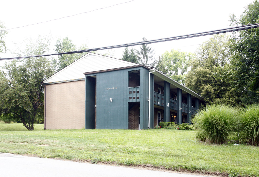 Brittain Road Apartments in Akron, OH - Building Photo