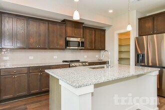 2589 Dulaney Dr in McKinney, TX - Foto de edificio - Building Photo