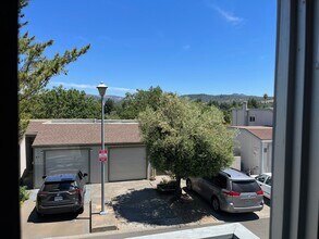 61 Knolls Ln in Santa Rosa, CA - Building Photo - Building Photo