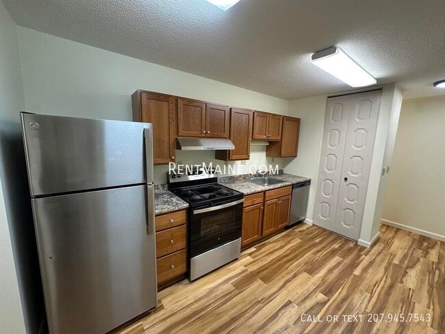 property at 8 Longrale Park