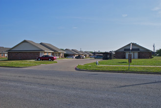 Tanner Pointe Apartments in Granbury, TX - Building Photo - Building Photo