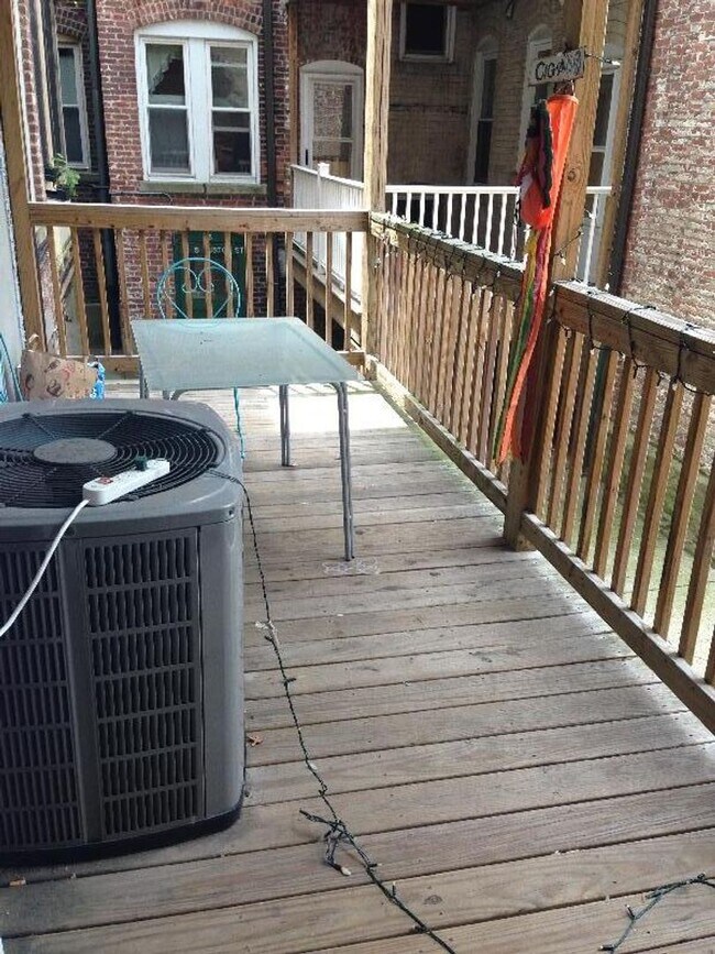 49 St Mary's St in Brookline, MA - Building Photo - Building Photo