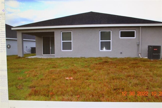 7172 Twisting Pines Lp in Zephyrhills, FL - Building Photo - Building Photo