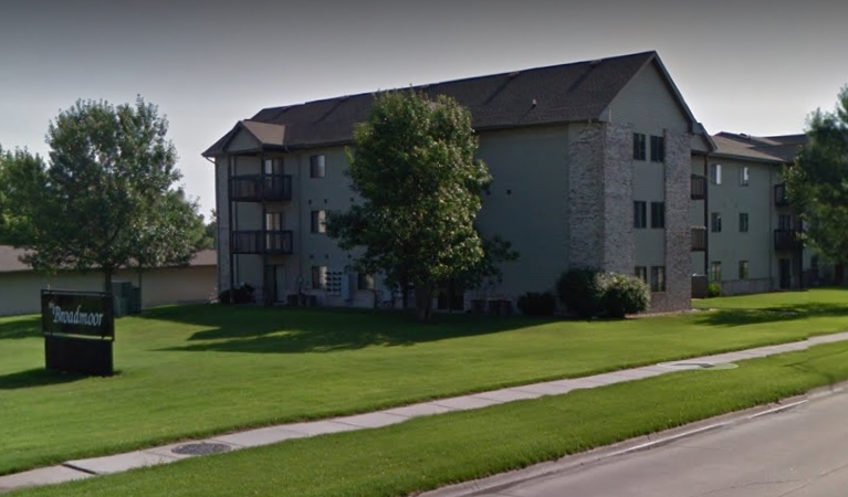 Broadmoor Apartments in Kearney, NE - Building Photo