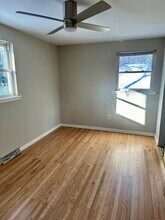 303 Locust Ave, Unit 2nd Floor in Haddon Township, NJ - Building Photo - Building Photo
