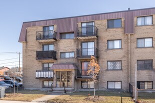 580 De La Concorde Boul O in Laval, QC - Building Photo