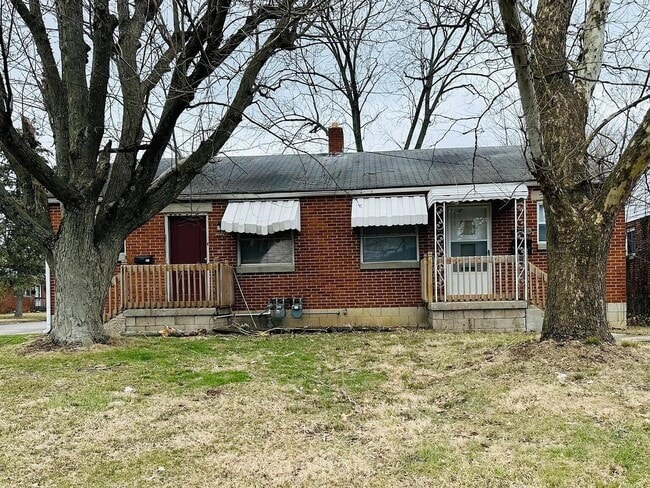 property at 148 Collingwood Ave