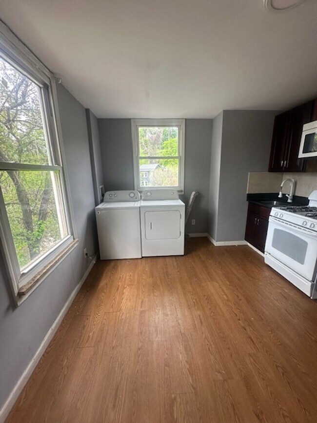 51 Bates St in Pittsburgh, PA - Building Photo - Building Photo