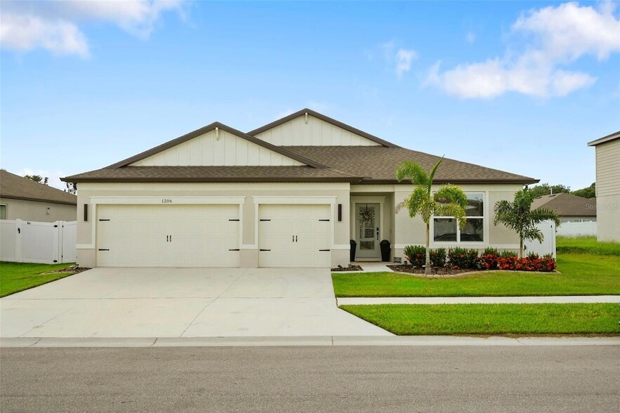 1206 Michelangelo Ln, Unit Apt816G in Winter Haven, FL - Building Photo