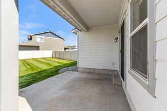 Orchard Land Duplexes in Coeur d'Alene, ID - Foto de edificio - Building Photo