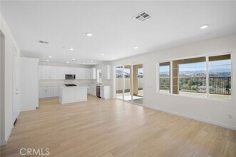 23775 Orange Blossom Dr in Santa Clarita, CA - Building Photo - Building Photo