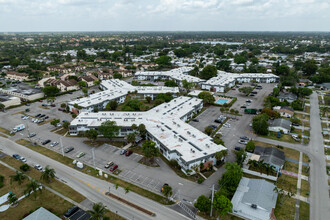 Royal Park Garden in Margate, FL - Building Photo - Building Photo