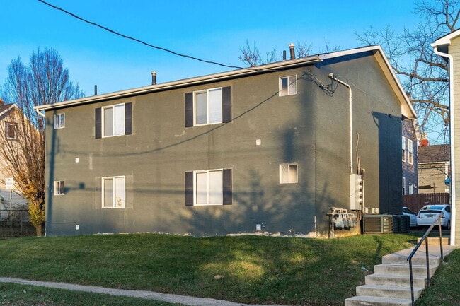 property at 1304 Courtland Ave