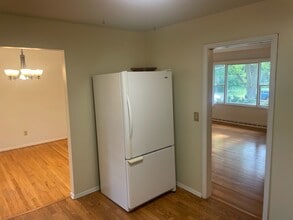 1522 Cameron Dr in Madison, WI - Building Photo - Building Photo