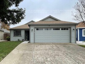 7205 Sutherland Way in Elk Grove, CA - Building Photo