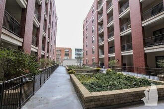 1930 S Wabash Ave-Unit -414 in Chicago, IL - Building Photo - Building Photo