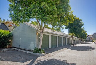 Sierra Vista Apartments in Mountain View, CA - Building Photo - Building Photo