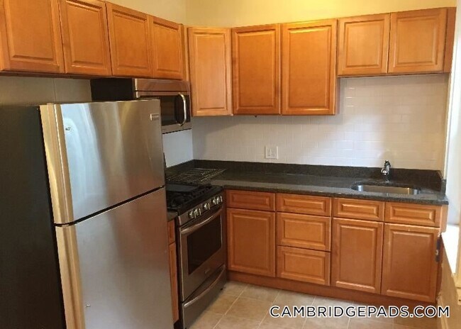 1616 Massachusetts Ave in Cambridge, MA - Building Photo - Building Photo
