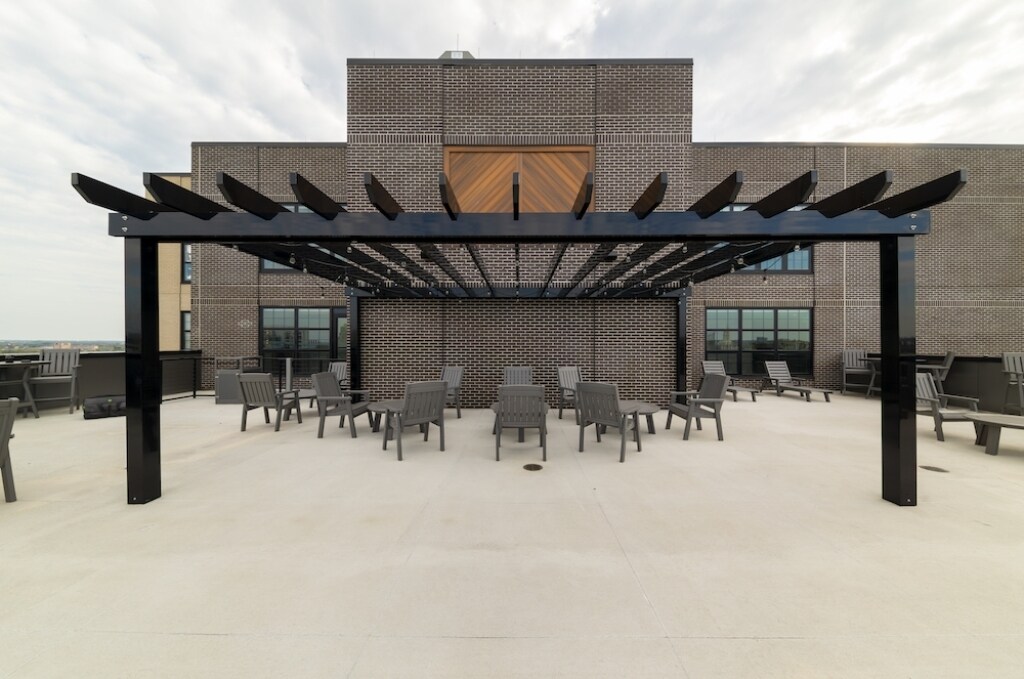 224 Arch St, Unit 204 in Philadelphia, PA - Building Photo