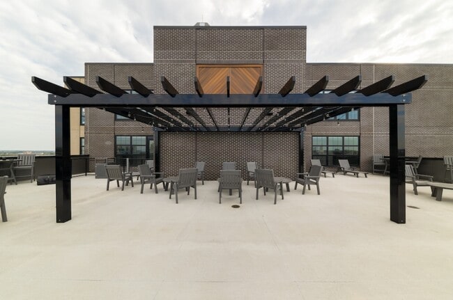 224 Arch St, Unit 204