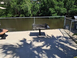 13025 Emerald Dr-Unit -254 in North Miami, FL - Building Photo - Building Photo