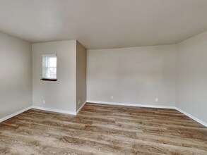 7806 76th Ave SW in Lakewood, WA - Building Photo - Building Photo