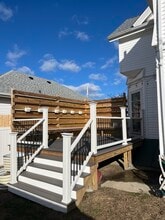 219 Mauran Ave in East Providence, RI - Foto de edificio - Building Photo