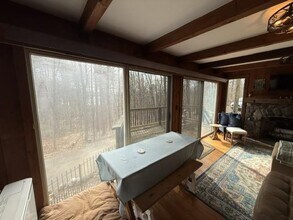 702 Little Lake Sunapee Rd in New London, NH - Building Photo - Building Photo