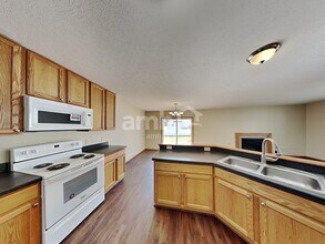 6875 Tumbleweed Ln in Canal Winchester, OH - Building Photo - Building Photo