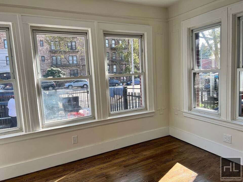 4BR 1BA Floor Through Classic 7 w/ Parking in Brooklyn, NY - Building Photo