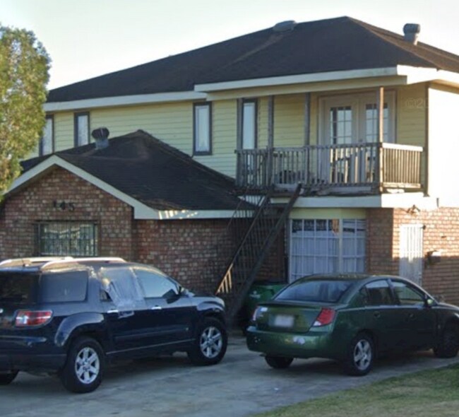 145 Dillard Dr in Westwego, LA - Building Photo - Building Photo