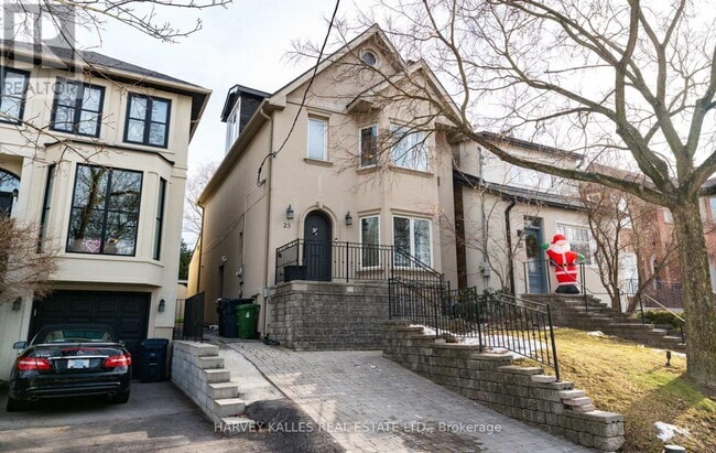 property at 25 Gilgorm Rd