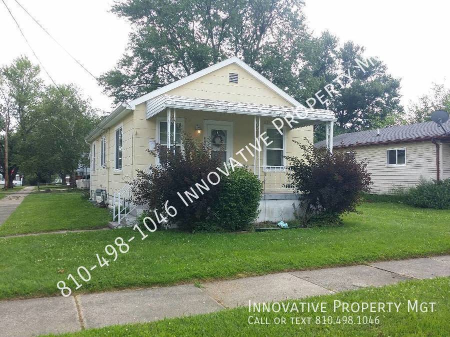 3201 Clairmont St in Flint, MI - Foto de edificio