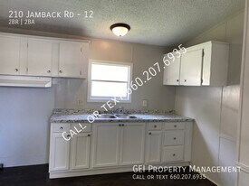 210 Jamback Rd