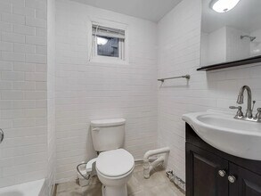 214 Olean Ave in Jersey City, NJ - Building Photo - Building Photo