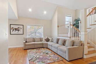 7 Commodore Way in Westford, MA - Building Photo - Building Photo