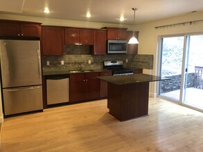 435 SE Spring St in Pullman, WA - Building Photo - Building Photo