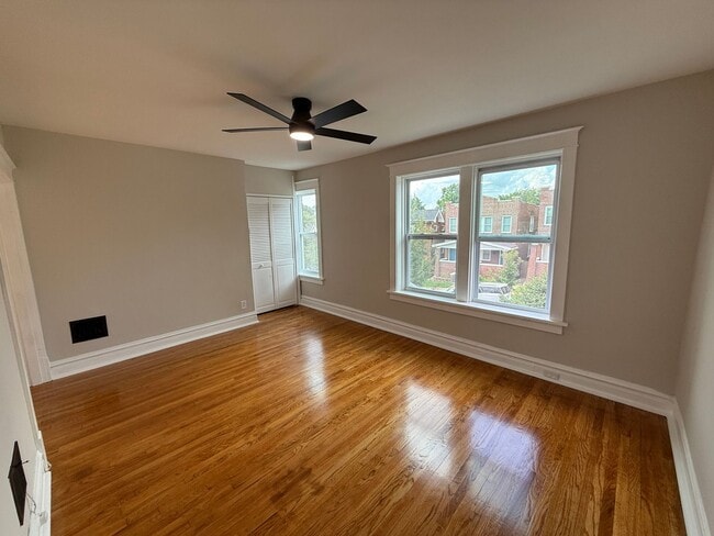 property at 3916 Miami St