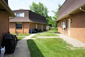 Belle Meadows Apartments in Bellefontaine, OH - Foto de edificio - Building Photo