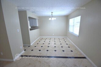 9 N Aurora Dr in Apopka, FL - Foto de edificio - Building Photo