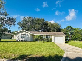2205 17th Ave SW in Vero Beach, FL - Building Photo