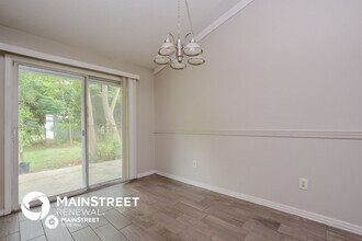 1604 Blackberry Ct in Eustis, FL - Foto de edificio - Building Photo