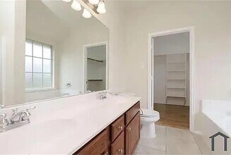 1012 Raleigh Path in Denton, TX - Building Photo - Building Photo