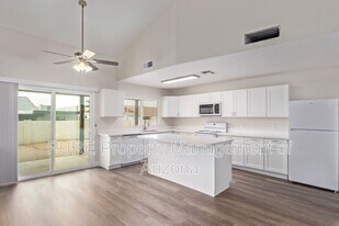 3915 W Thunderbird Rd in Phoenix, AZ - Building Photo