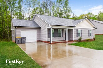 2065 Samantha Dr in Kannapolis, NC - Building Photo - Building Photo