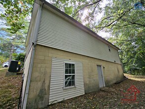 1986 Bouton Bend in Cookeville, TN - Building Photo - Building Photo