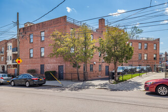 New York School - Urban Ministry in Long Island City, NY - Building Photo - Building Photo